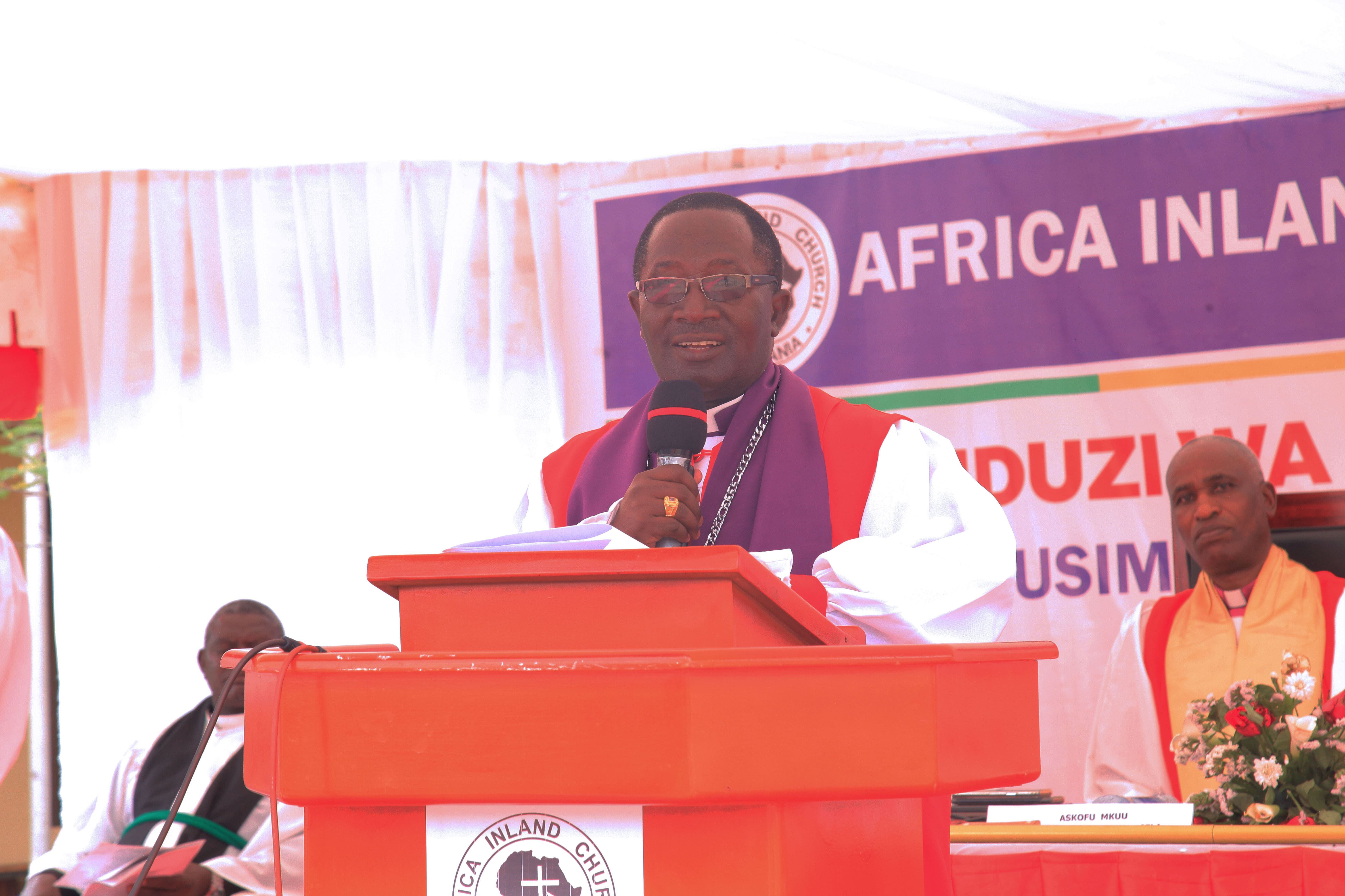 Askofu wa Dayosisi ya Kati